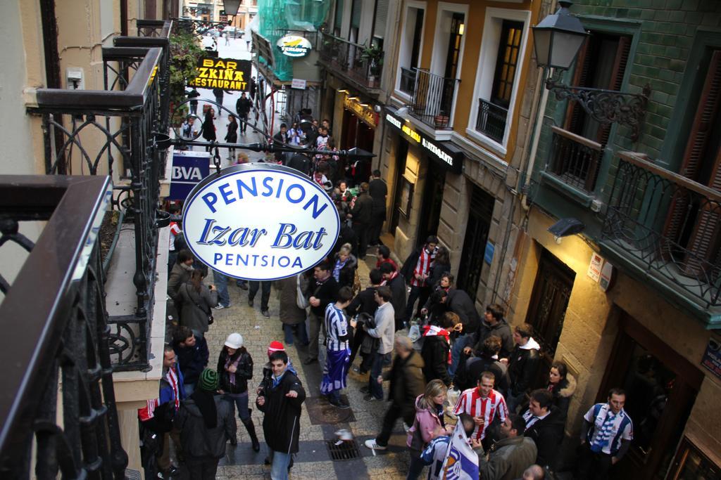 Pension Izar Bat San Sebastián Zewnętrze zdjęcie